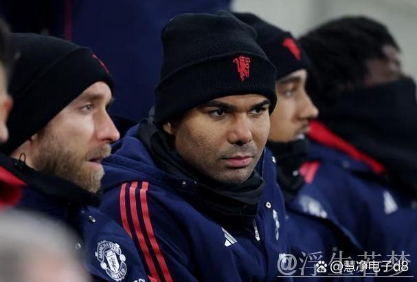 拉什福德与阿莫林关系恶化：两人零交流 球员遭禁赛两个月